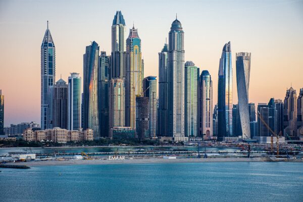 ES Dubai Dil Okulu — Dubai Marina